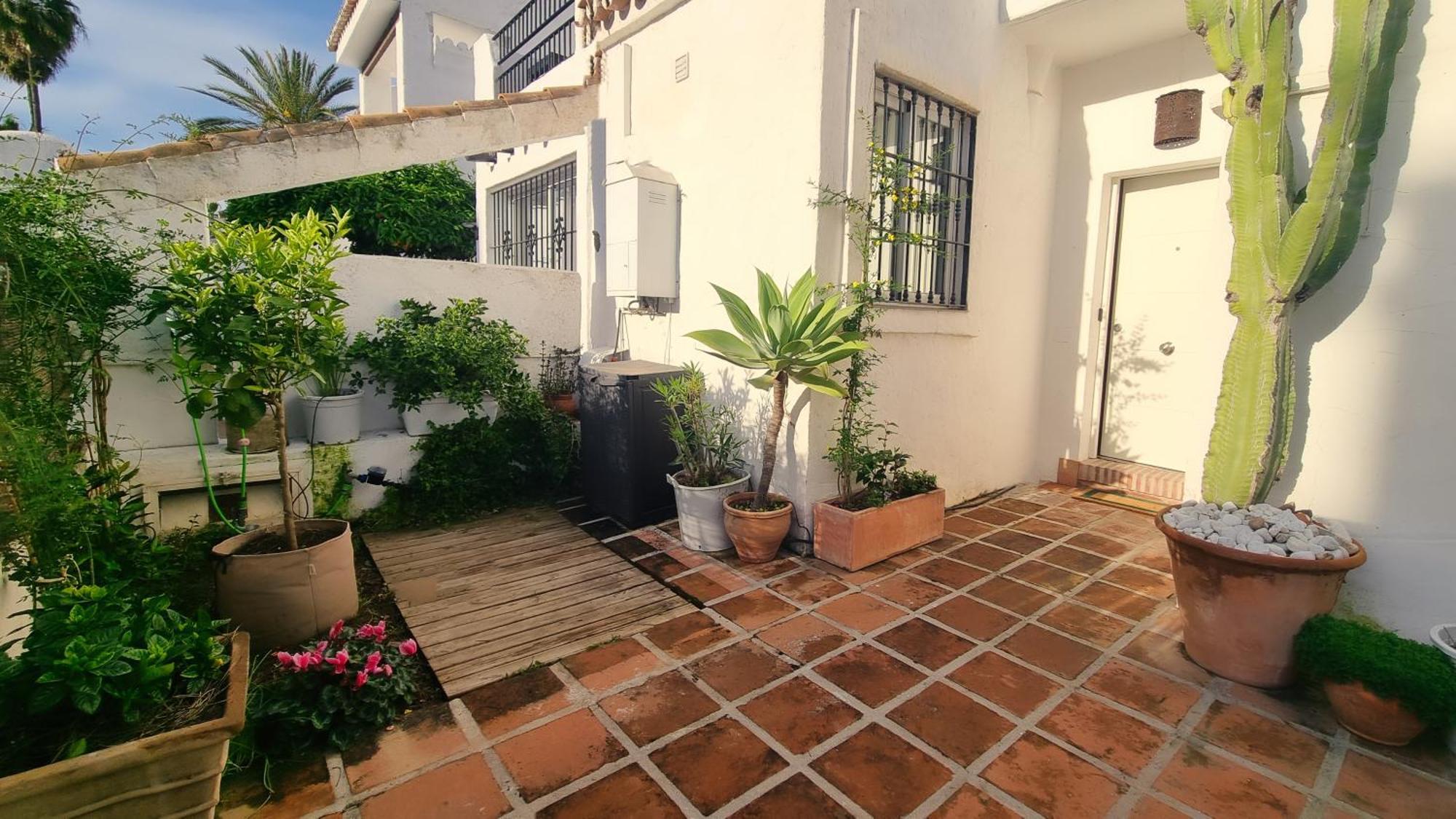 4 Bed House With Pool Walk To Puerto Banus Fast Internet Villa Marbella Exterior photo